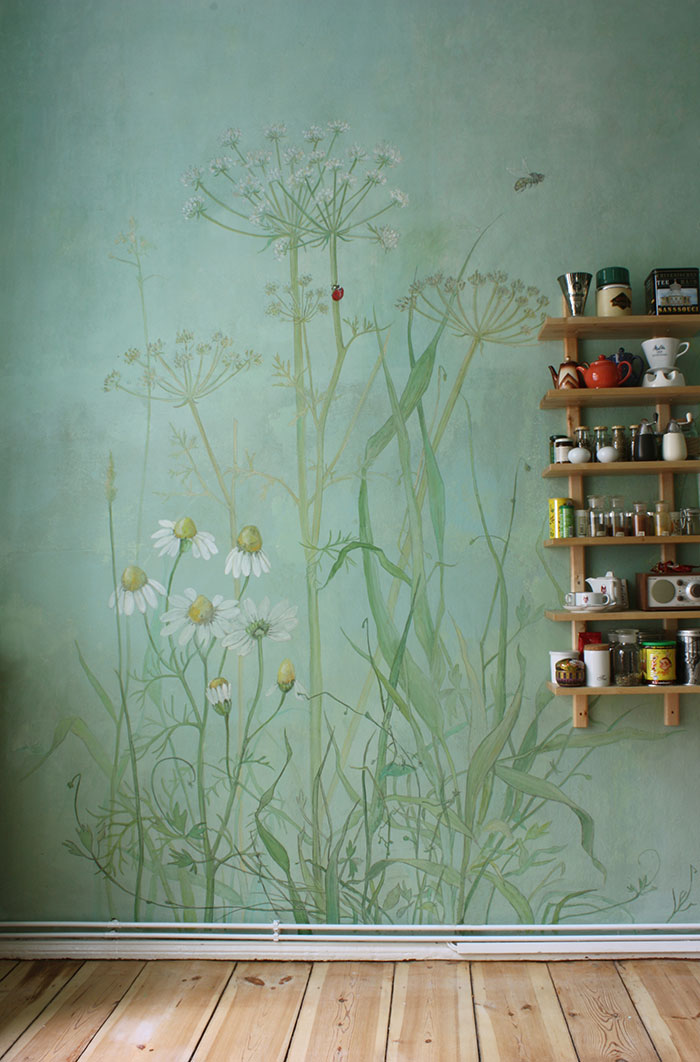 Küchengestaltung, Küchenmalerei, atelier Wandlungen, berlin, Blumenmalerei, Wiesenmalerei, wallpainting